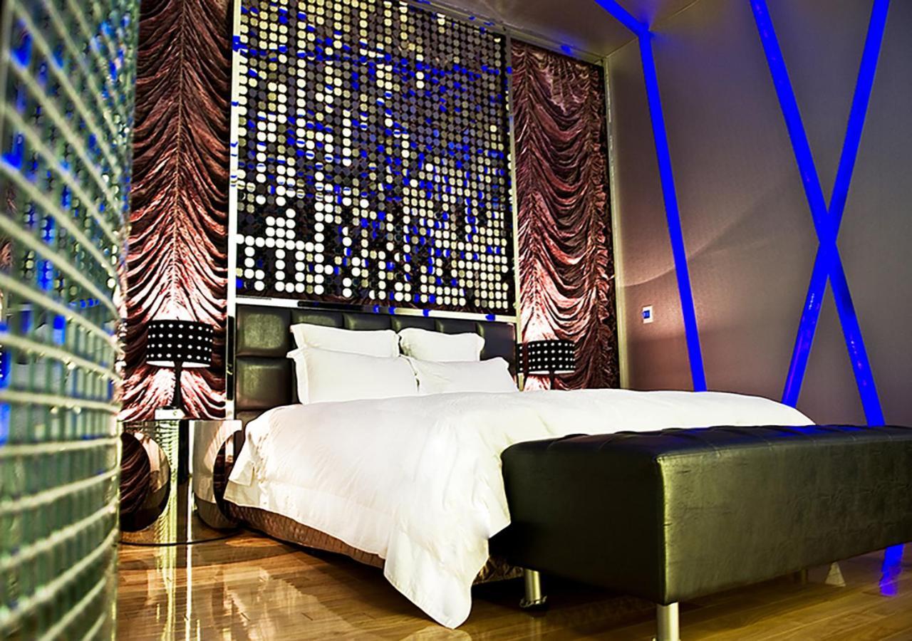 Royal Group Motel Ming Zu Branch Kaohsziung Kültér fotó